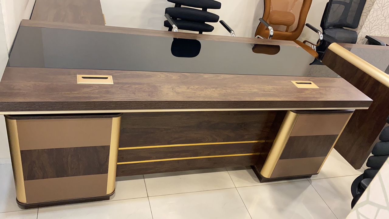 Executive Luxury Office Desk (1.4m) | Modern Workspace Furniture