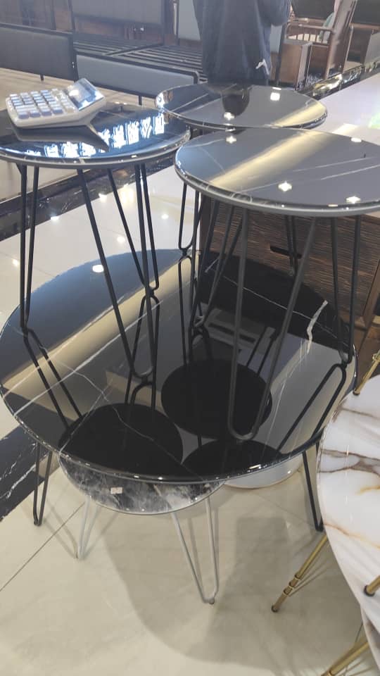 Premium Round Glass-Top Nested Side Tables